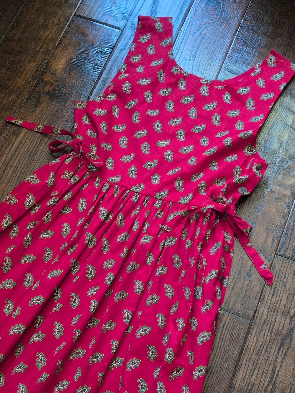 VERA BRADLEY I VTG 90s Red Paisley Pinafore Sleeveless Tie-Waist Jumper Dress, M